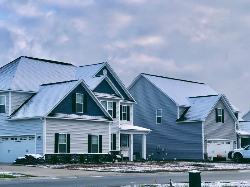 Cold Weather + Old Siding: 6 Signs Your Exterior Won’t Survive Another New England Winter