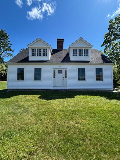 How to Choose the Best Roofing and Siding Contractors in Your Area